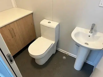 Oficina estándar con baño/trastero
